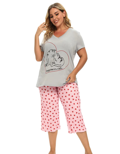 Load image into Gallery viewer, Vozanet Women&#39;s Pajamas Set Soft V Neck Sleepwear Top and Capri Pj Lounge Sets Cartoon Heart Shape Cat Nighty Plus Size 3X-Large Love Cat
