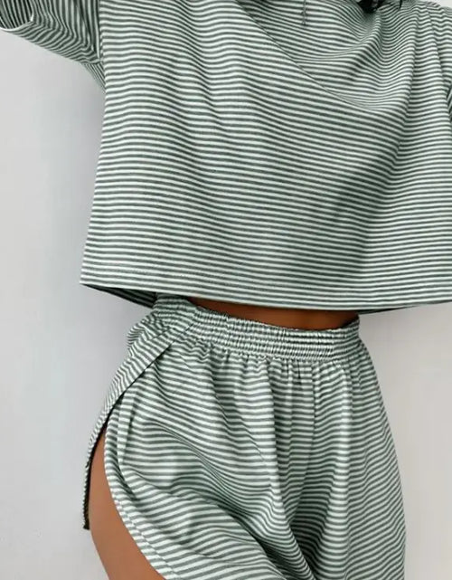 Load image into Gallery viewer, Knitted Striped Pajamas Short-sleeved Shorts Suit
